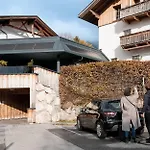 Edelnest By Peak Lägenhet *