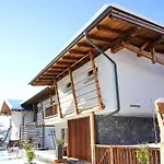 Edelnest By Peak *