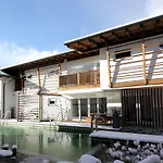 Edelnest By Peak Stans