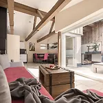 Edelnest By Peak