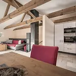 Edelnest By Peak