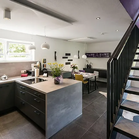 Edelnest By Peak