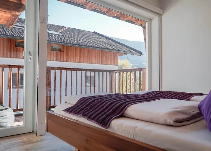 Edelnest By Peak Apartment