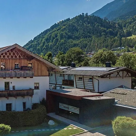 Apartament Urgestein *